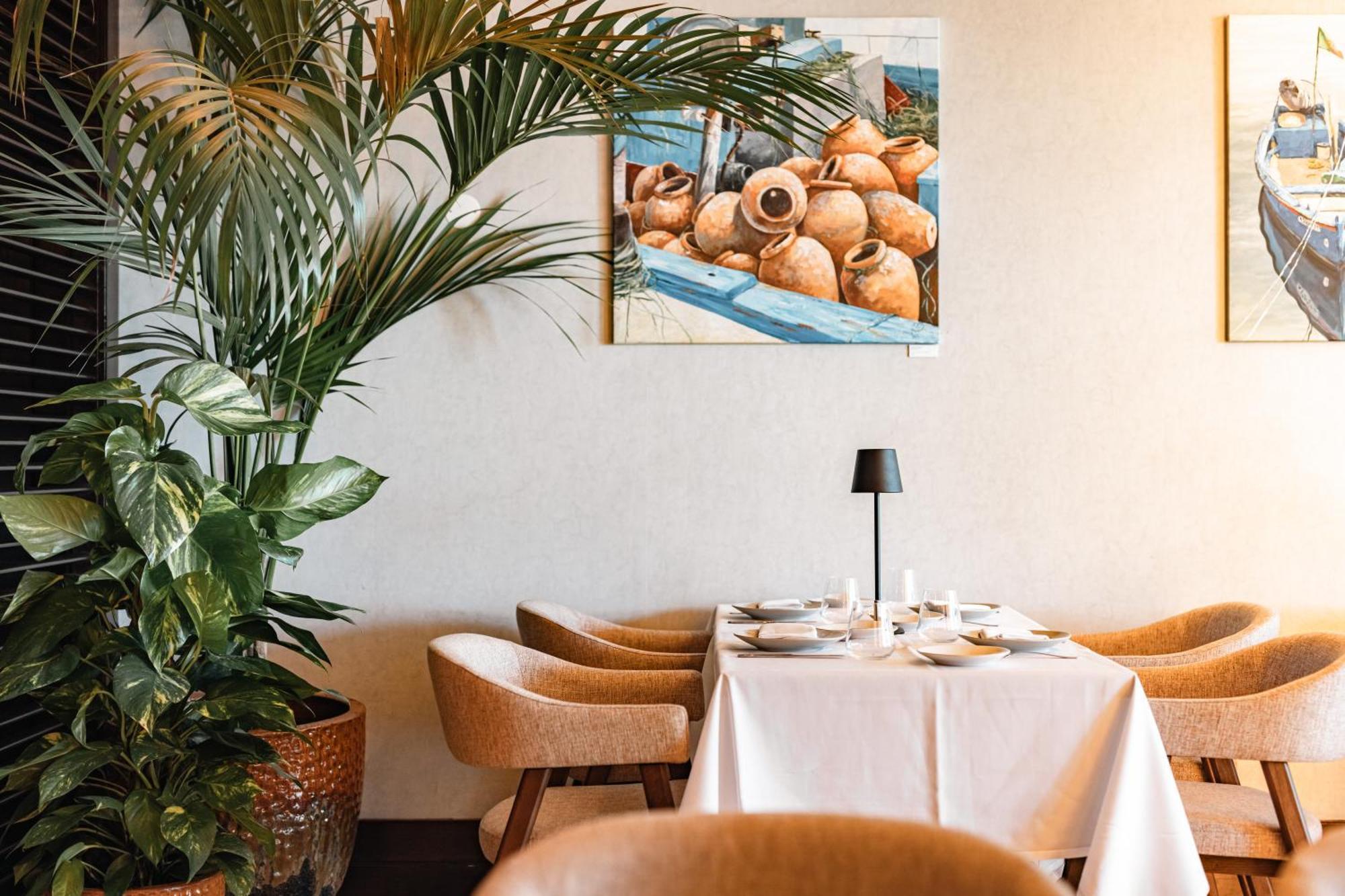 リアル マリーナ ホテル ＆ スパ オリョン エクステリア 写真 Restaurant