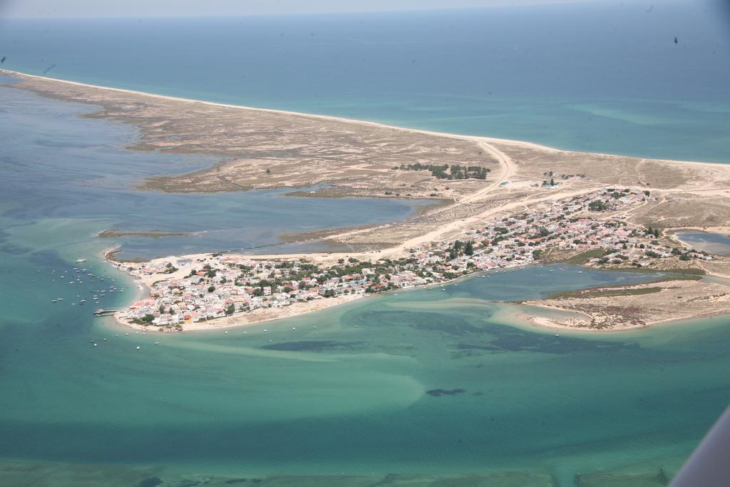 リアル マリーナ ホテル ＆ スパ オリョン エクステリア 写真 Aerial view of Delos